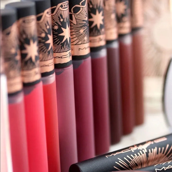 2 X Host Pick! New In Box! MAC + K-Beauty Pony Park Cordon Bleu Matte Lip Mousse - Picture 8 of 12